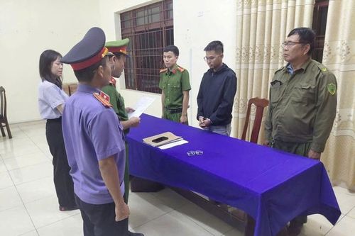Phê chuẩn khởi tố, bắt tạm giam tài xế vụ cháy xe làm 2 người tử vong