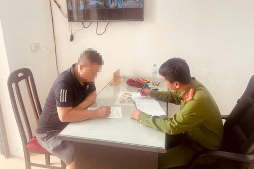 Từ mâu thuẫn của 2 học sinh tiểu học, một phụ nữ bị hành hung