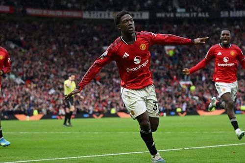 Thắng kịch tính Liverpool, M.U chính thức có vé dự Champions League