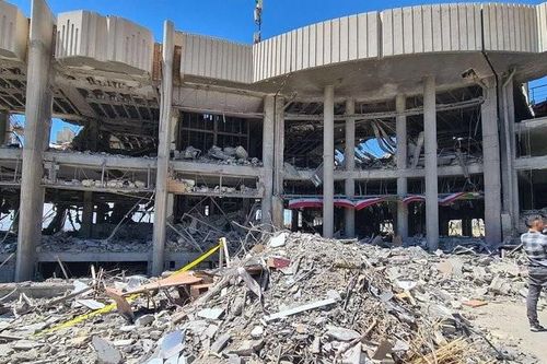 Iran biến khuôn viên trường đại học bị không kích thành bảo tàng chiến tranh