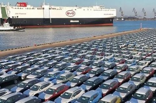 Lượng xe nhập khẩu về Việt Nam từ Trung Quốc vượt mặt các nước Đông Nam Á