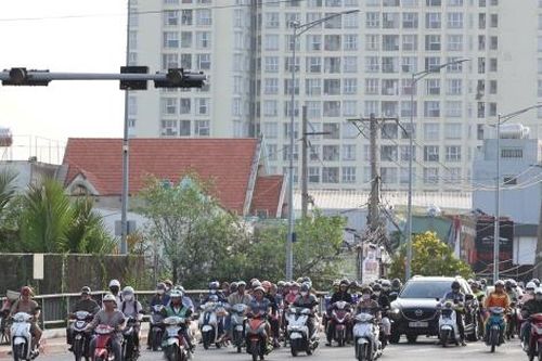 Dự báo thời tiết TP. Hồ Chí Minh 4/5: Mưa dông xuất hiện cuối ngày