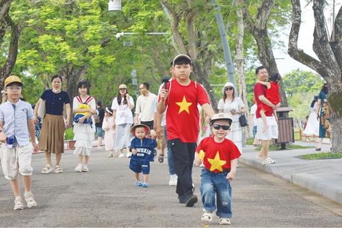 Du lịch Huế 'thắng lớn' dịp lễ