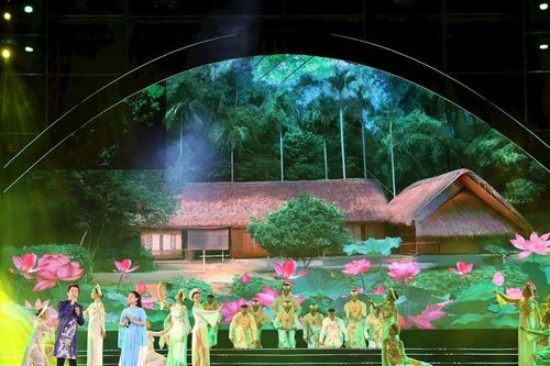 TP. Hồ Chí Minh tổ chức chuỗi hoạt động kỷ niệm 136 năm Ngày sinh nhật Bác