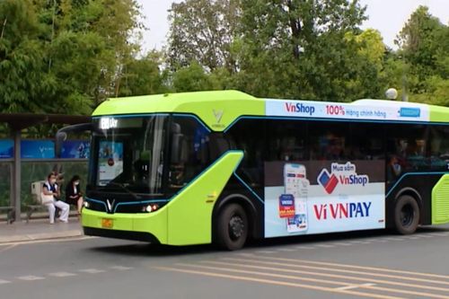 Chuyển đổi xe buýt điện: Hành trình xanh của Thủ đô