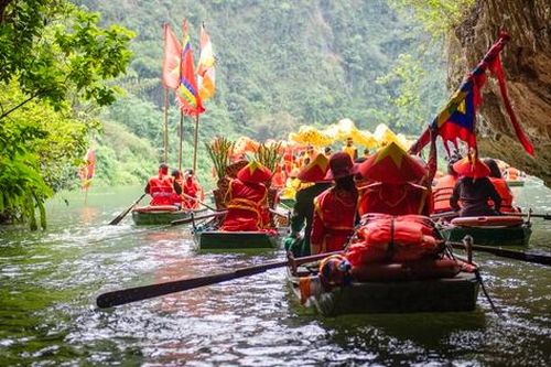 Lễ hội Tràng An 2026 lắng đọng 'mạch nguồn linh khí'