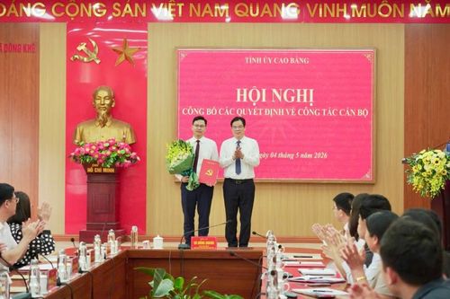 Công bố chức danh Bí thư Đảng ủy xã Đông Khê