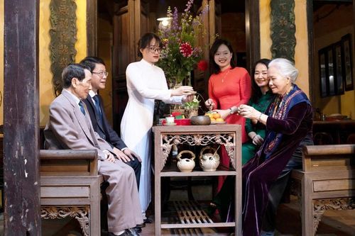 Bồi đắp cốt cách nhân văn trong mỗi con người