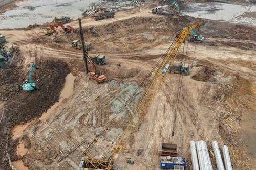Tăng tốc thi công hồ điều hòa Phú Đô theo 'lệnh khẩn cấp'