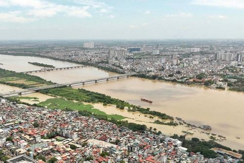 Tháng 5, dòng chảy sông Hồng về Hà Nội cao hơn trung bình nhiều năm