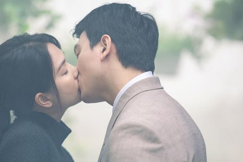 Trước khi là bạn trai Ngọc Trinh, siêu mẫu này có dàn người yêu là hoa hậu, diễn viên nổi tiếng