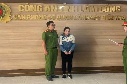 Người phụ nữ U70 ở Lâm Đồng làm giả 'sổ đỏ' lừa đảo hơn 500 triệu đồng