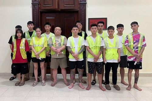 Hà Nội: Tạm giữ 13 đối tượng để điều tra về hành vi kinh doanh 'bóng cười' tại Lounge Gas Remix