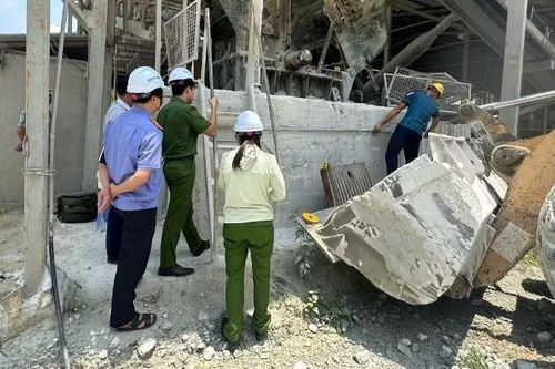 Công nhân tử vong khi sửa máy nghiền tại Tuyên Quang