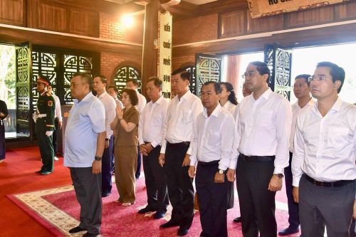 UBKT Trung ương dâng hương tưởng niệm Chủ tịch Hồ Chí Minh tại ATK Định Hóa