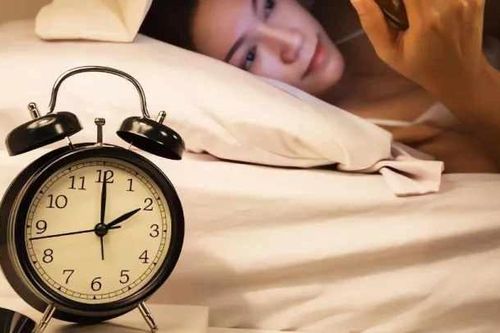 Cảnh báo kiểu ngủ khiến cơ thể tích mỡ nhanh hơn 10%, nhiều người trẻ lại thích