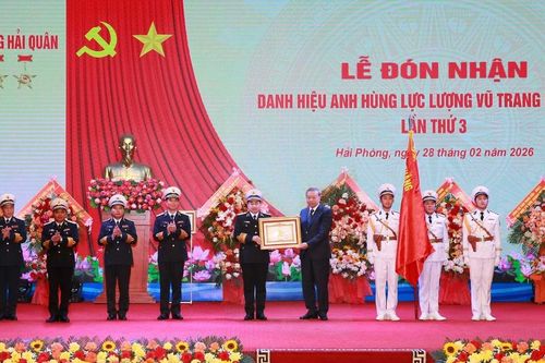 Phát huy truyền thống anh hùng xây dựng Quân chủng Hải quân chính quy, hiện đại