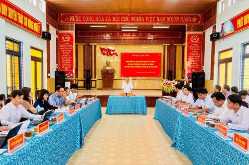 Chủ tịch HĐND thành phố Đà Nẵng làm việc với xã Duy Xuyên và Thu Bồn