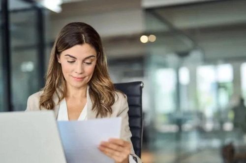 7 nguyên nhân khiến làn da dân công sở lão hóa nhanh hơn bạn nghĩ