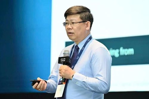Cục Chuyển đổi số Quốc gia nêu các bước đi để Việt Nam thành trung tâm AI khu vực