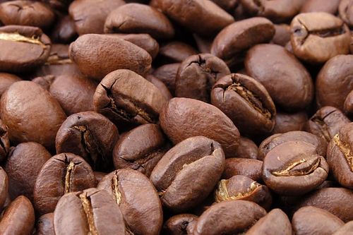 Giá nông sản hôm nay (5/5): Giá cà phê tiếp tục lao dốc, hồ tiêu neo cao