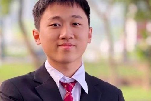 Nam sinh nhận học bổng loạt đại học top đầu thế giới