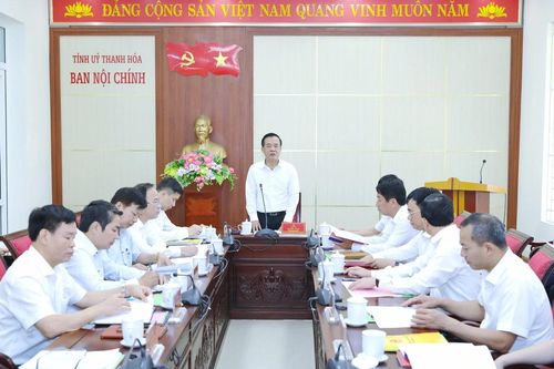 Chuyển mạnh tư duy từ 'chống' sang 'phòng là chính', nhằm hạn chế thấp nhất các sai phạm, tiêu cực