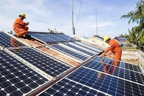 Phấn đấu tiết kiệm tối thiểu 10% điện năng trong các tháng cao điểm nắng nóng