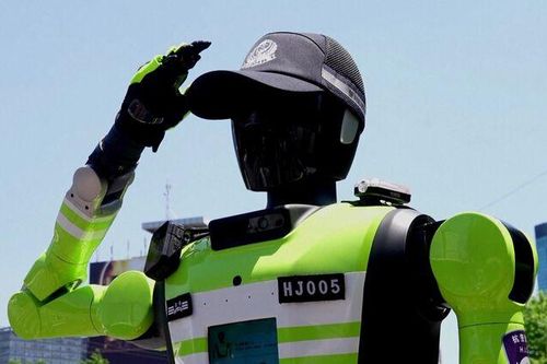 Robot điều tiết giao thông tại Trung Quốc
