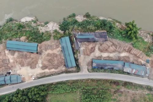 Lào Cai: Buộc phá dỡ 2 cơ sở đốt than củi trái phép tại xã Đông Cuông