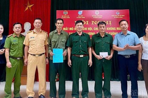 Xã Đông Cuông ra mắt mô hình 'Chi hội, chi đoàn không ma túy'