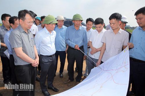 Kiểm tra tiến độ giải ngân vốn đầu tư công Dự án tuyến đường bộ cao tốc Ninh Bình - Hải Phòng