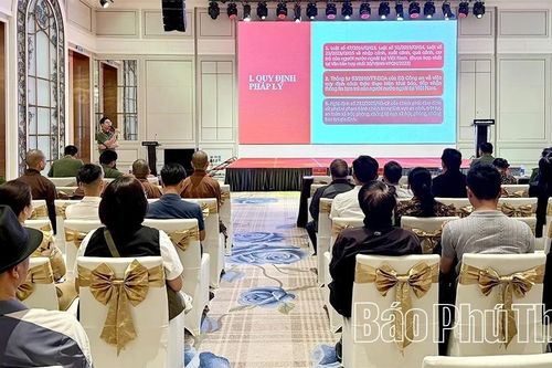 Tuyên truyền, hướng dẫn khai báo tạm trú cho người nước ngoài trên nền tảng Internet
