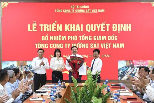 Ông Cầm Anh Tuấn được bổ nhiệm giữ chức Phó tổng giám đốc VNR