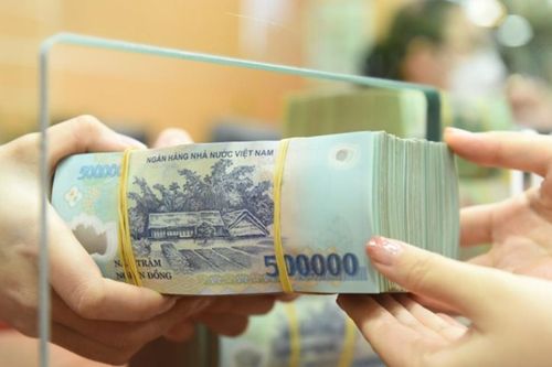 Lãi suất huy động tháng 5 giảm: Các 'ông lớn' nhập cuộc, kỳ vọng hạ nhiệt chi phí vay