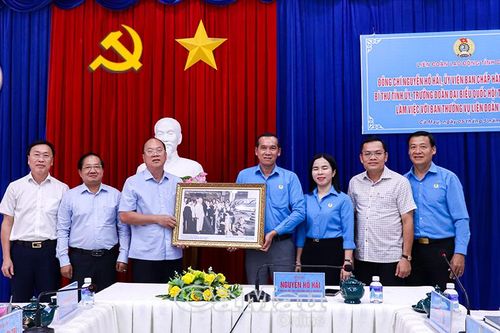 Phát huy vai trò công đoàn, chăm lo tốt hơn cho người lao động