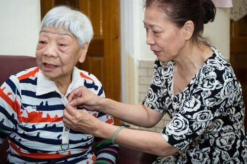 Về già tôi mới thấy, không có tiền chưa chắc đã khổ, kiểu người này nghỉ hưu mới vất vả nhất