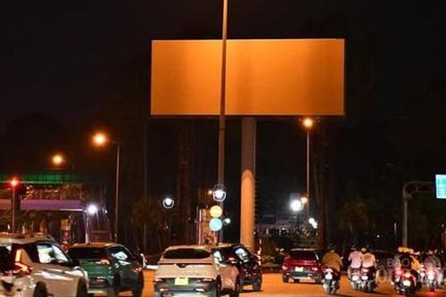 Quảng cáo đô thị từ góc nhìn văn hóa: Bài 2: Từ quản lý kỹ thuật đến định hình không gian văn hóa và con người