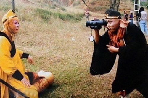 Bí mật 'Tây du ký': Tôn Ngộ Không cận 6 độ, múa gậy trúng đầu bạn diễn