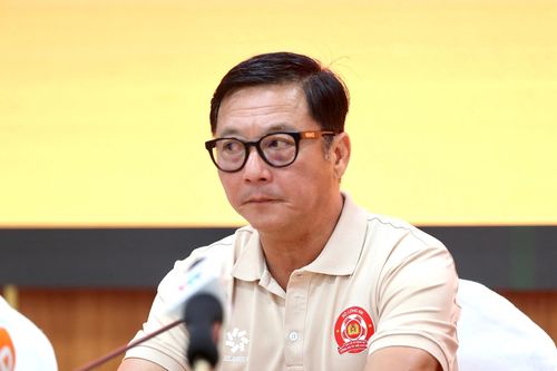 HLV Lê Huỳnh Đức chia tay CLB Công an TP.HCM