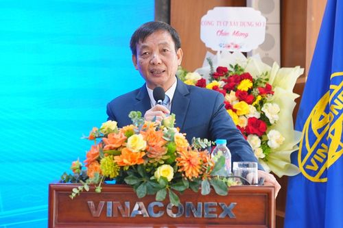 Ông Nguyễn Xuân Đông được bầu giữ chức Chủ tịch HĐQT Vinaconex