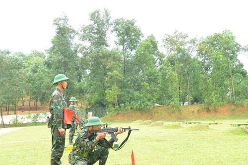 Tiếp cận công nghệ số, làm chủ vũ khí trong huấn luyện