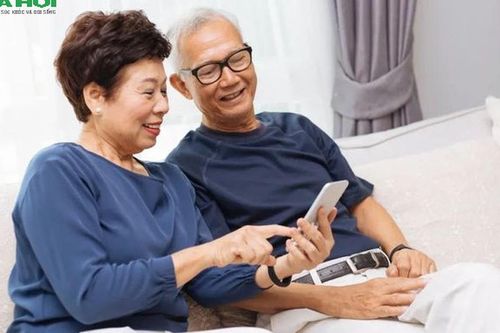Càng lớn tuổi càng 'lên hương': 3 tính cách này giúp nhiều người hậu vận giàu lên thấy rõ