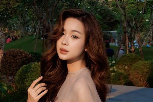 Cũng đu trend 'Mùa thi All Stars' nhưng vì sao Hoa hậu Bảo Ngọc lại vướng ồn ào?