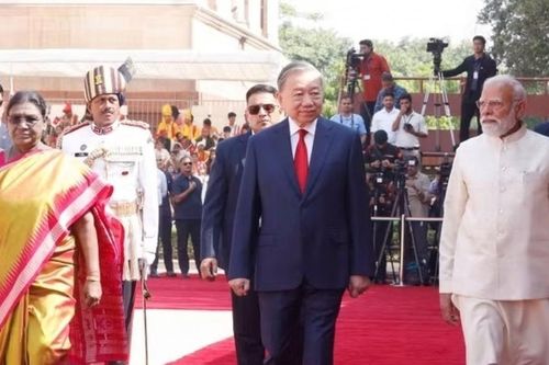Lễ đón chính thức Tổng Bí thư, Chủ tịch nước Tô Lâm thăm cấp Nhà nước tới Cộng hòa Ấn Độ
