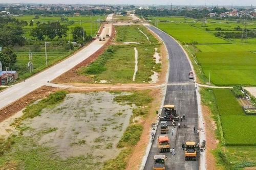 Sắp thông xe kỹ thuật đường song hành Vành đai 4 qua Hà Nội