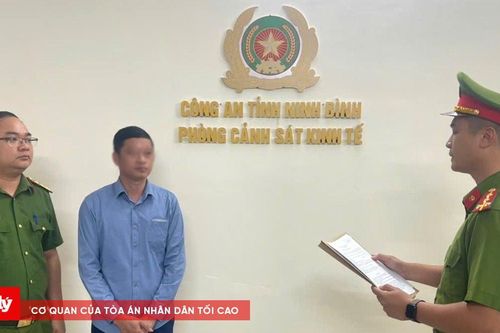 Cán bộ xã chiếm đoạt tiền từ thiện hỗ trợ thiên tai