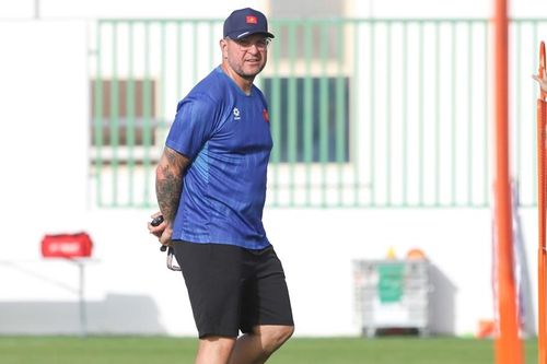 U17 Việt Nam đấu Yemen, HLV Cristiano Roland tung chiêu bất ngờ