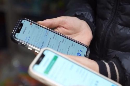 Nỗ lực xóa 'vùng lõm' thông tin về pháp luật thương mại điện tử cho người dân