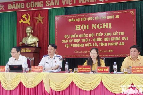 Đại biểu Quốc hội tiếp xúc cử tri phường Cửa Lò